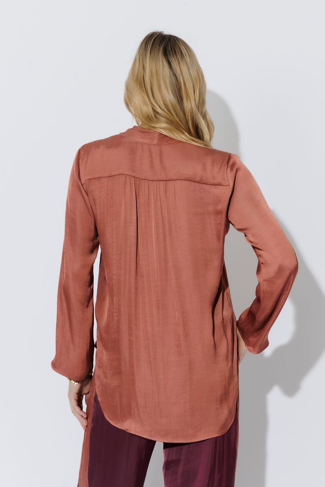 Terra Tie Collar Blogger Shirt