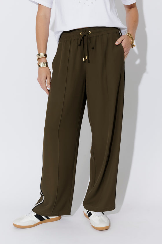 Khaki Euro Pintuck Sport Pant