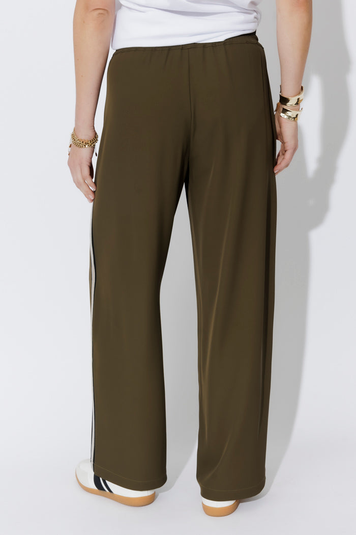 Khaki Euro Pintuck Sport Pant