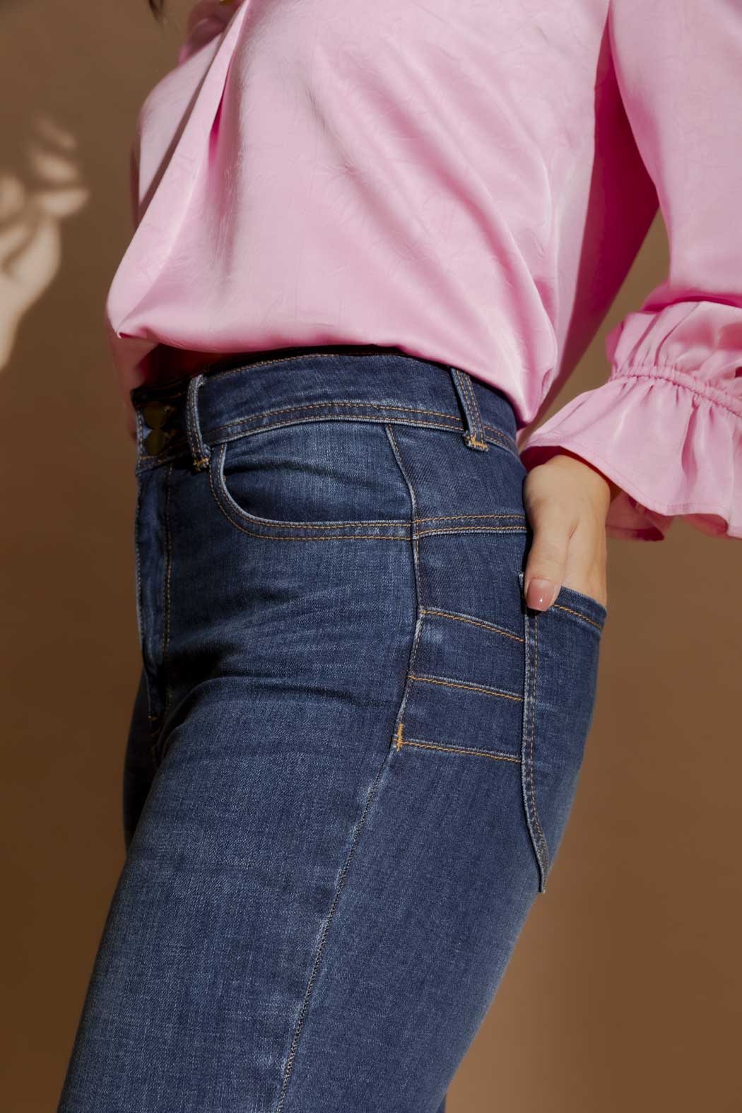 Mid Denim Miracle Jean Mid Denim