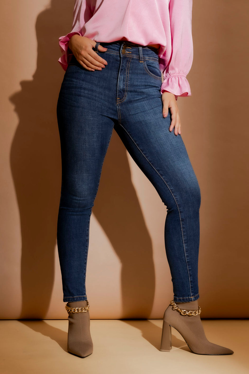 Mid Denim Miracle Jean Mid Denim