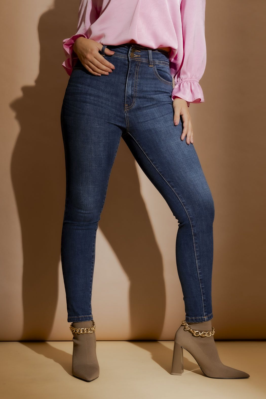Mid Denim Miracle Jean Mid Denim