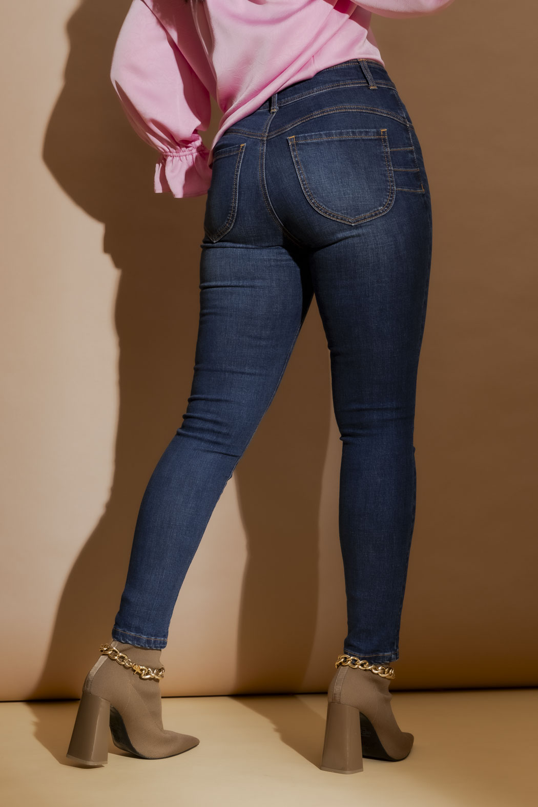Mid Denim Miracle Jean Mid Denim