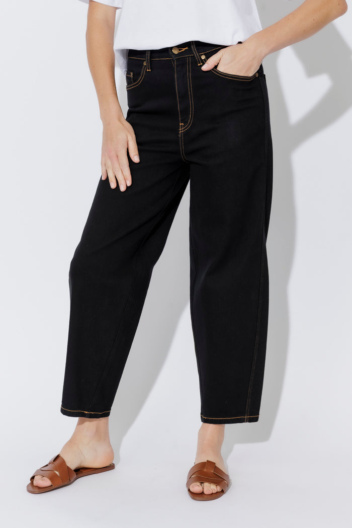 Black-Gold Stitch Contrast Stitch Barrel Jean