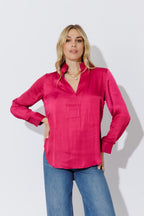 Lippy Glow Milan Blogger Shirt