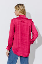 Lippy Glow Milan Blogger Shirt