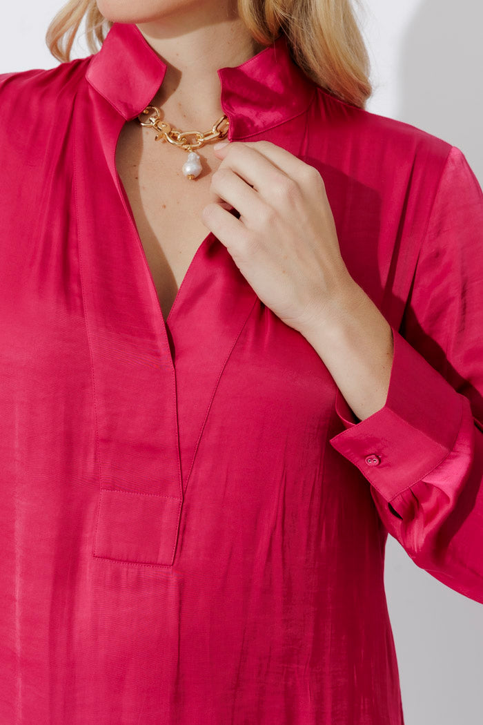 Lippy Glow Milan Blogger Shirt