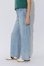 Light Wash Soft Wide Leg Jean