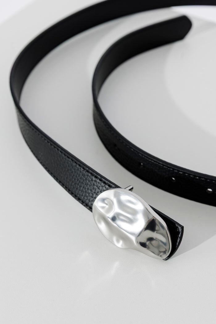 Silver/Blk Beaten Buckle Belt
