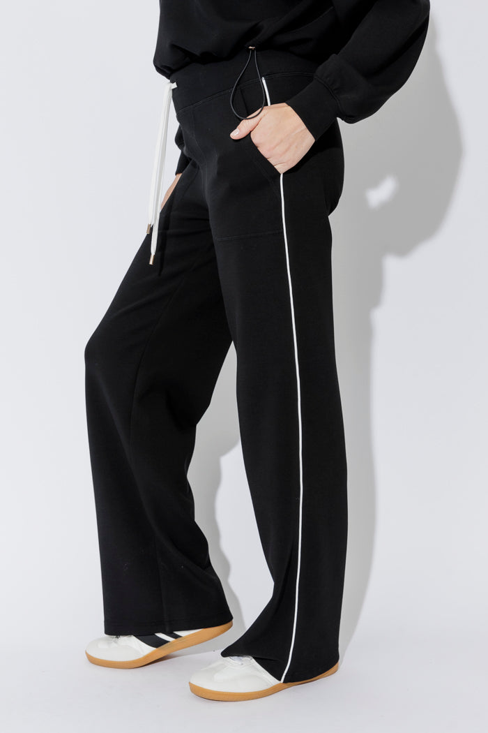 Black Scuba Hamptons Pant