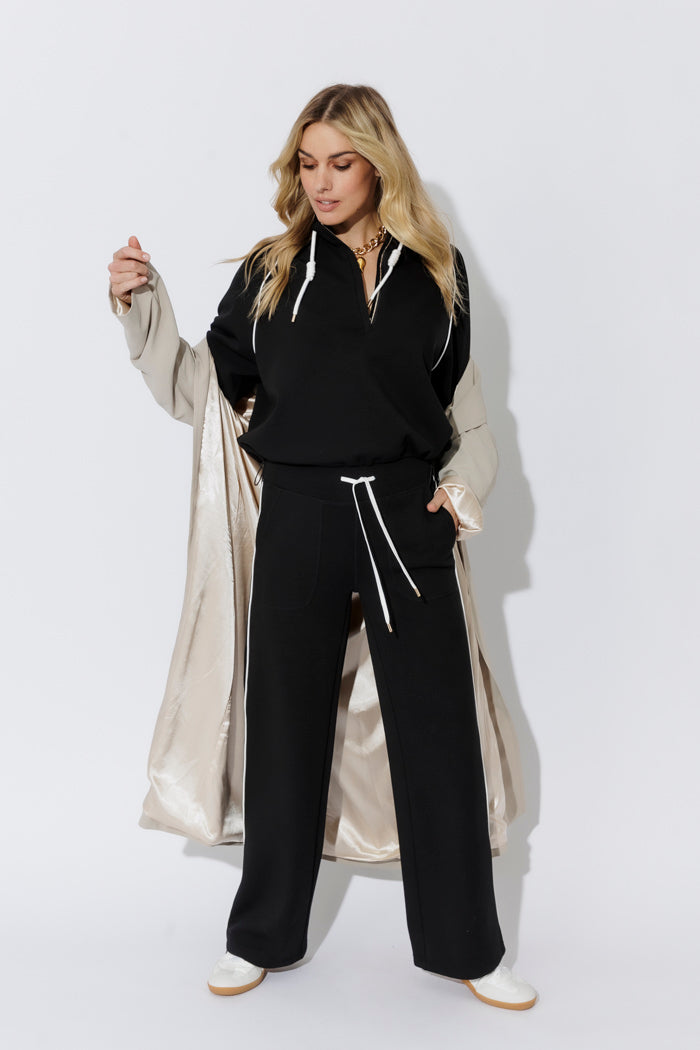 Black Scuba Hamptons Jumper