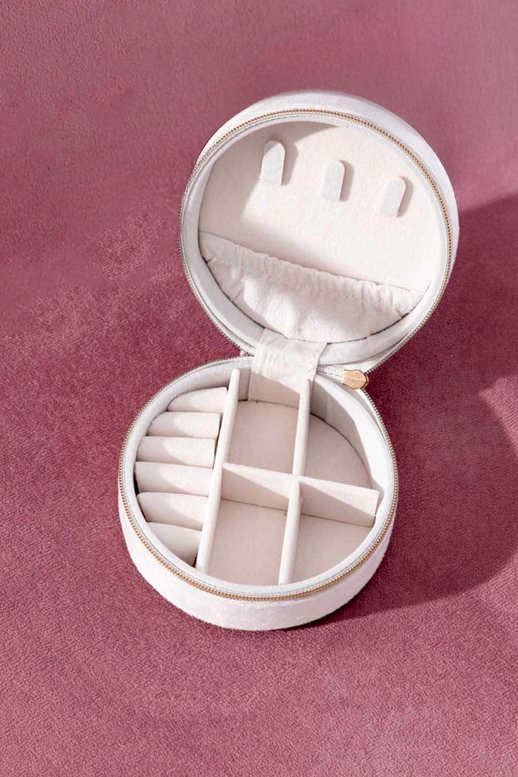 Free Gift Ivory Jewellery Travel Case