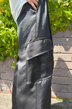 Black Cargo Barrel Pant