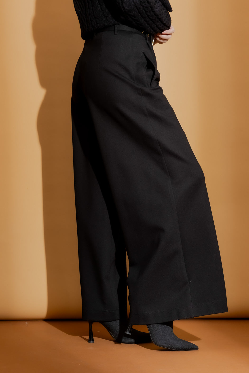 Black Ponte Baggy Pant