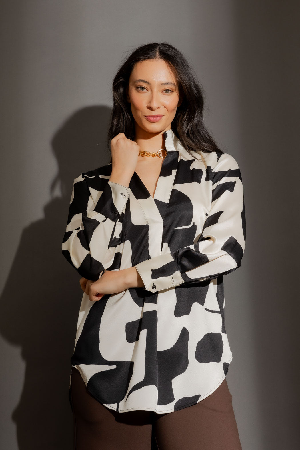 Black/White Abstract Blogger Shirt