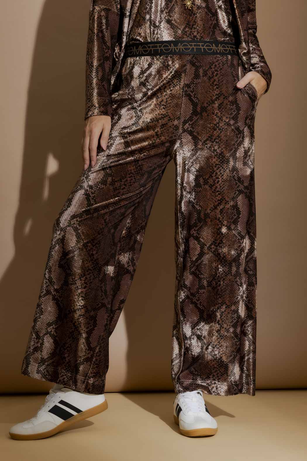 Snake Velvet Lounge Pant