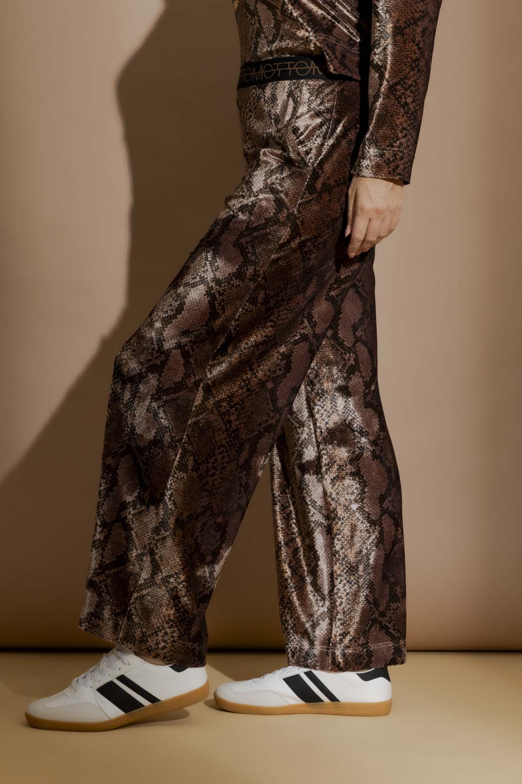 Snake Velvet Lounge Pant