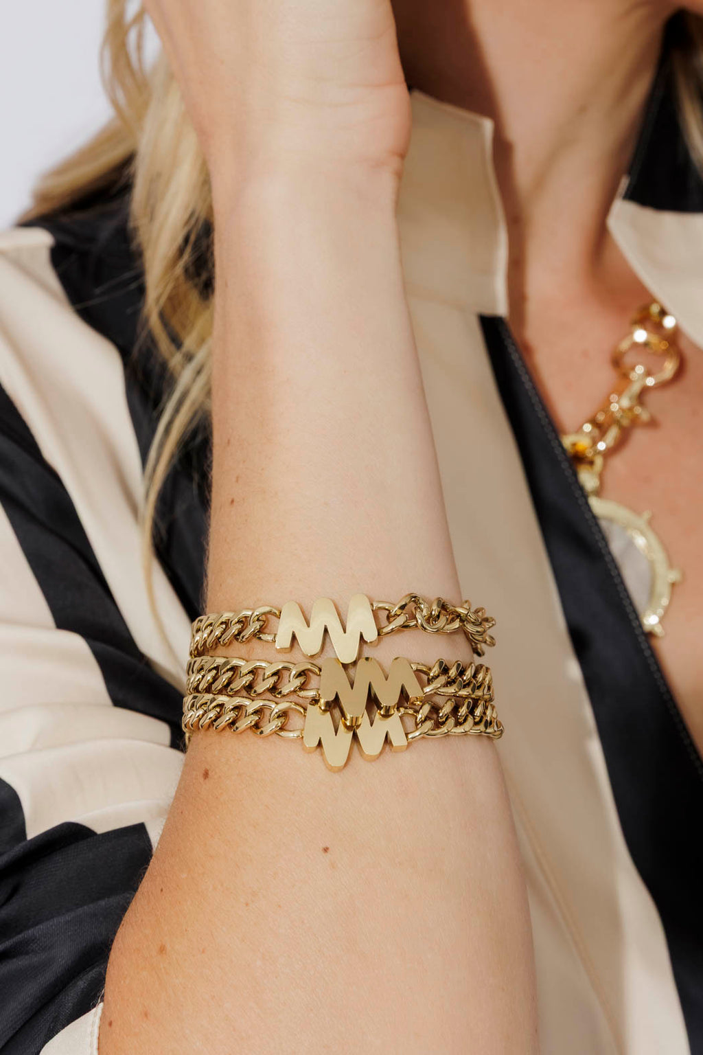 Free Gift - Gold M Bracelet