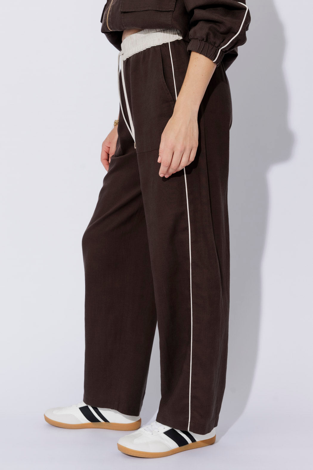 Chocolate Washed Linen Pocket Pant