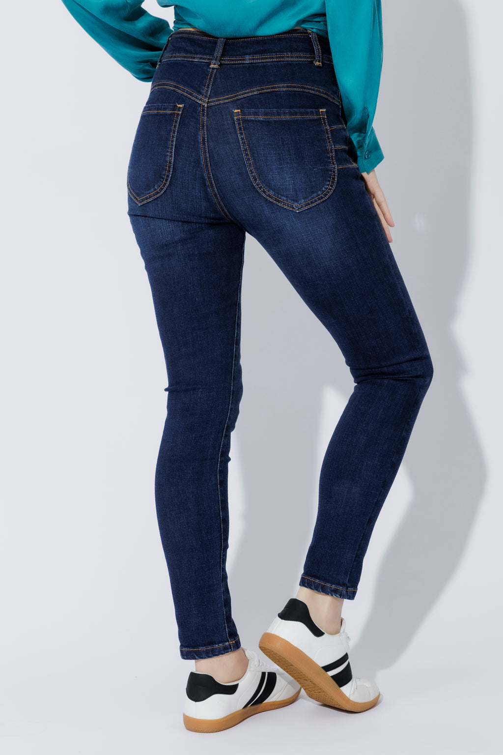 Mid Denim Miracle Jean Mid Denim