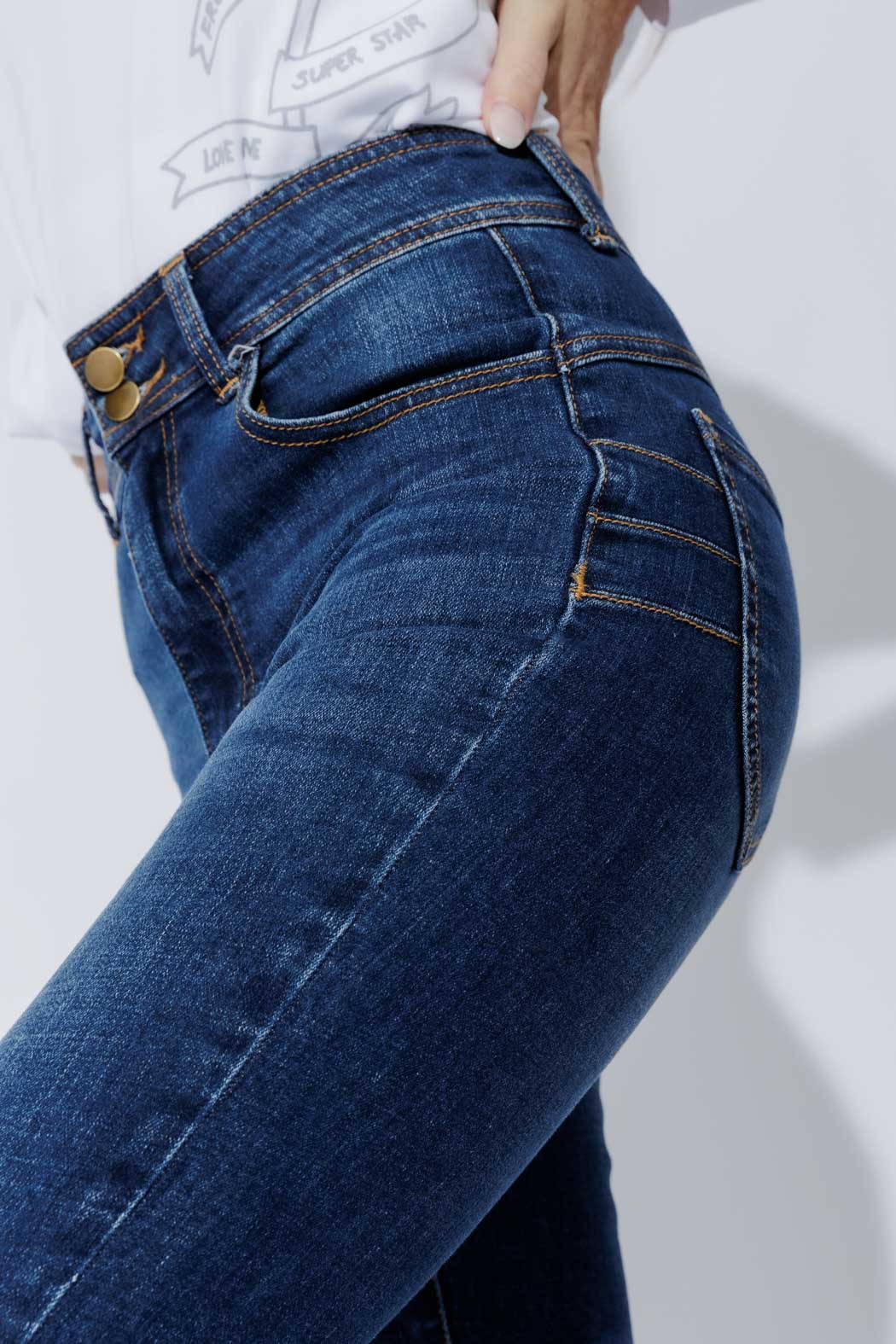 Mid Denim Miracle Jean Mid Denim