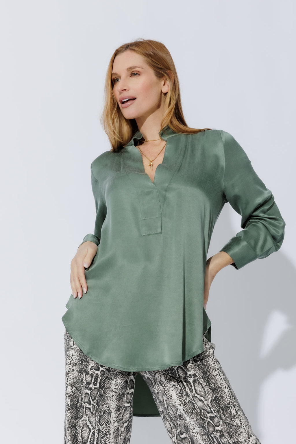 Sage Cupro Blogger Shirt