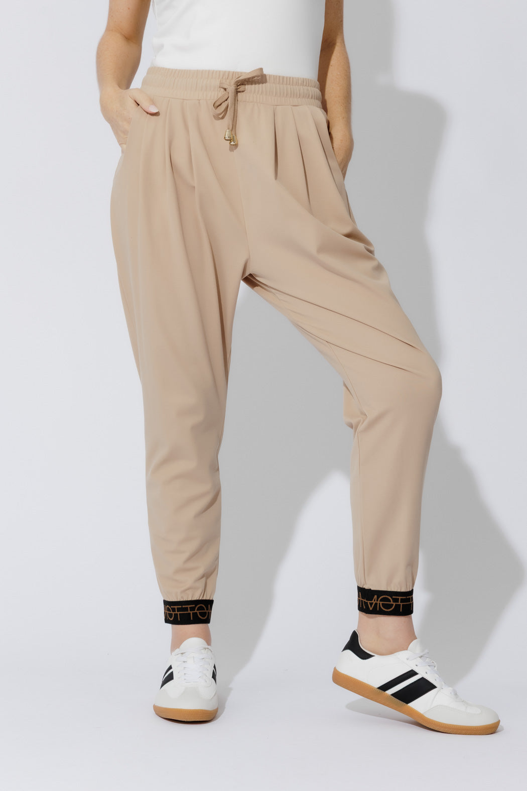 Beige Lux Street Pant