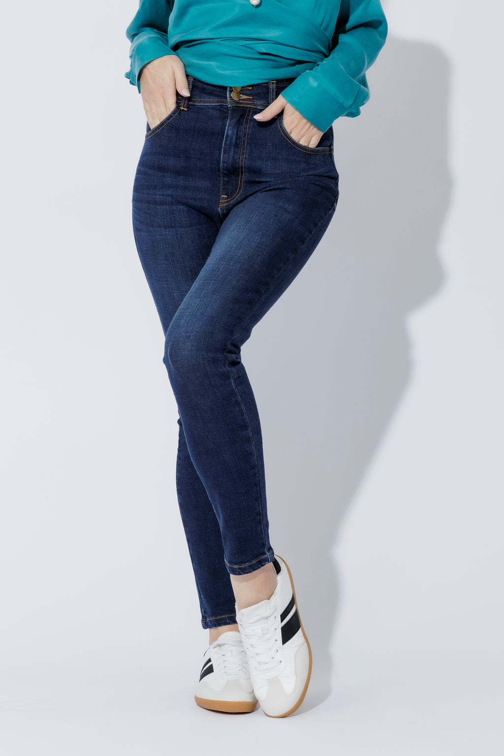 Mid Denim Miracle Jean Mid Denim