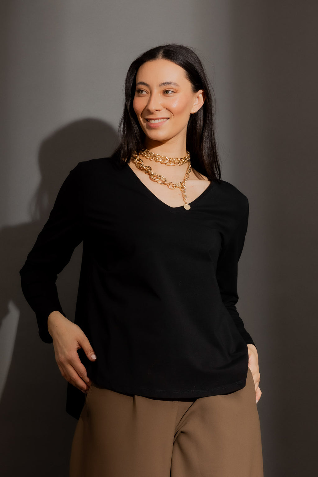 Black V Neck Long Sleeve Tee