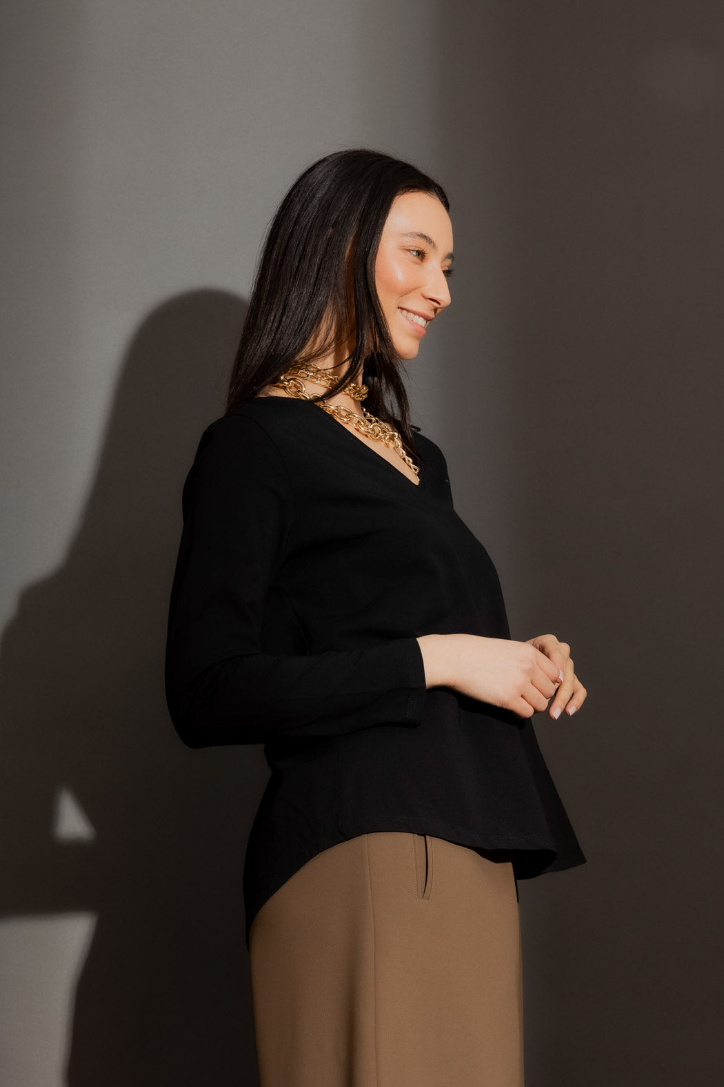 Black V Neck Long Sleeve Tee