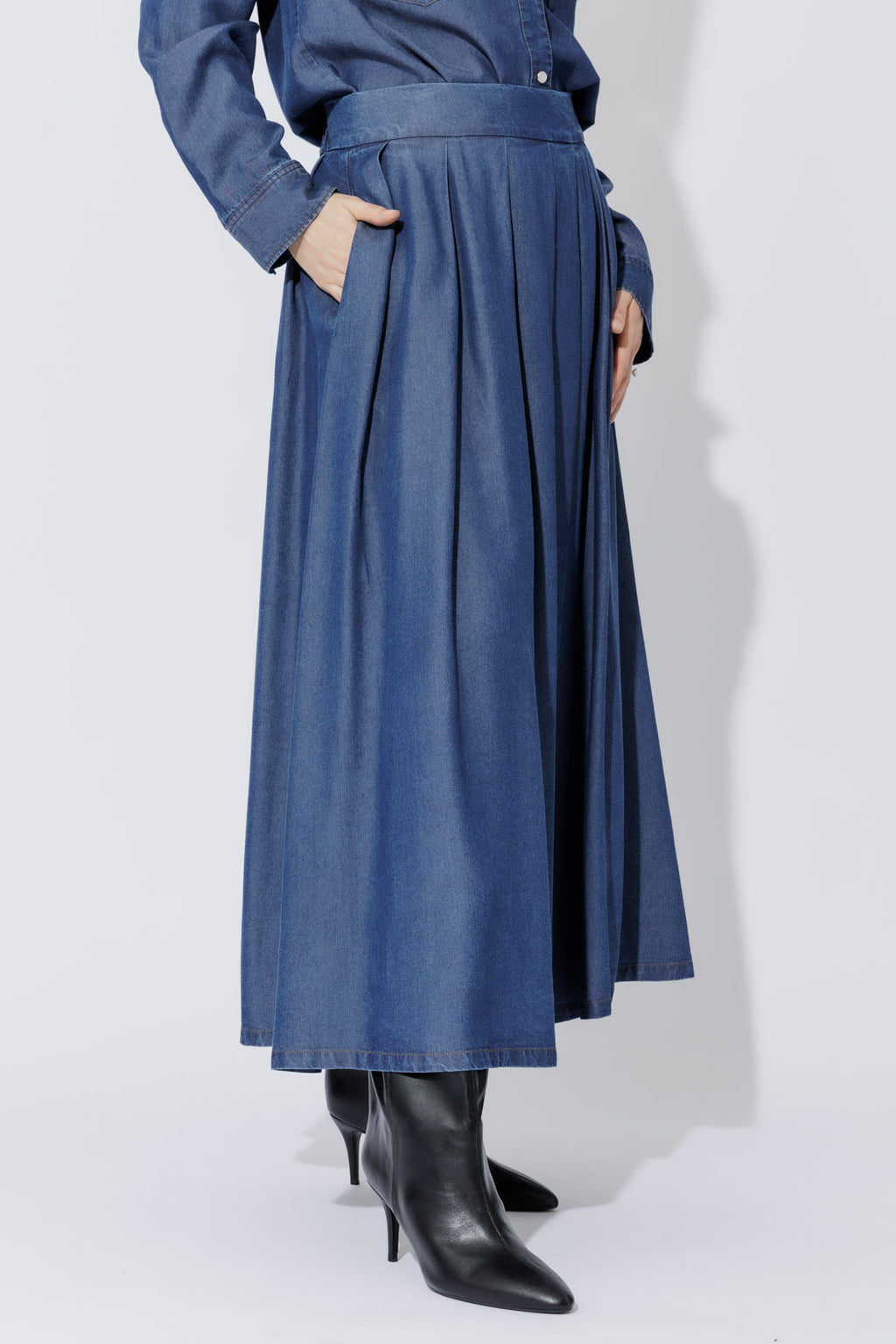 Dark Denim Tencel Pleat Skirt