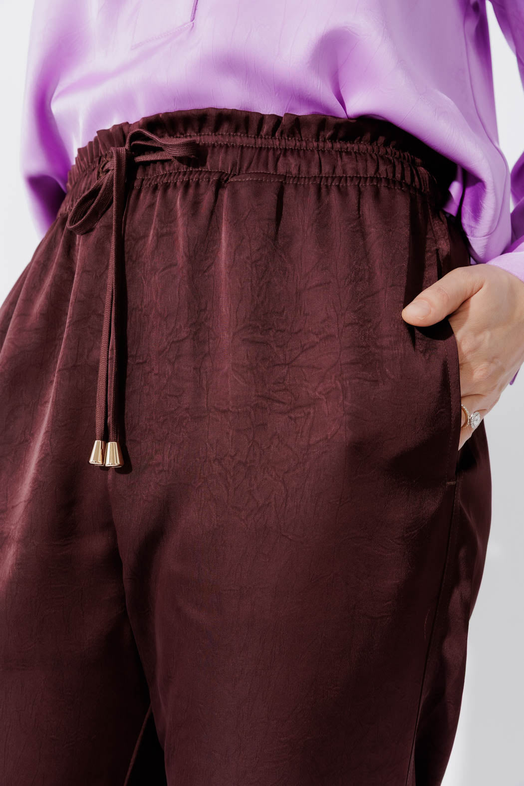 Chocolate Embossed Slouch Pant