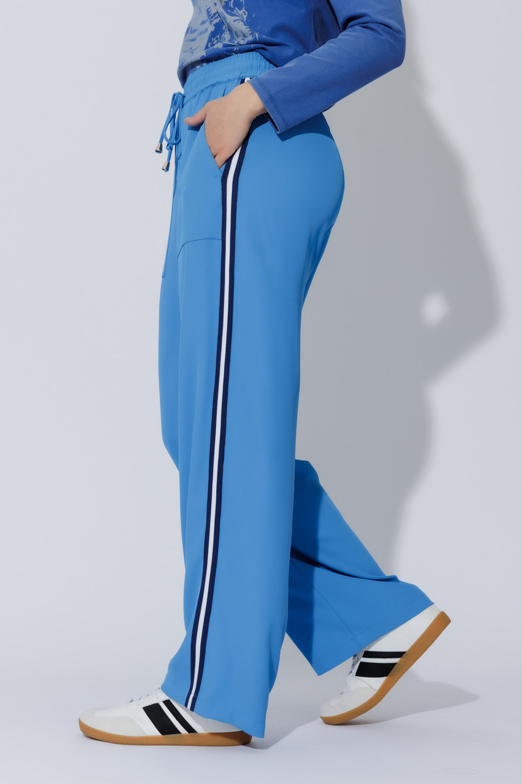 Sapphire Side Stripe Pant