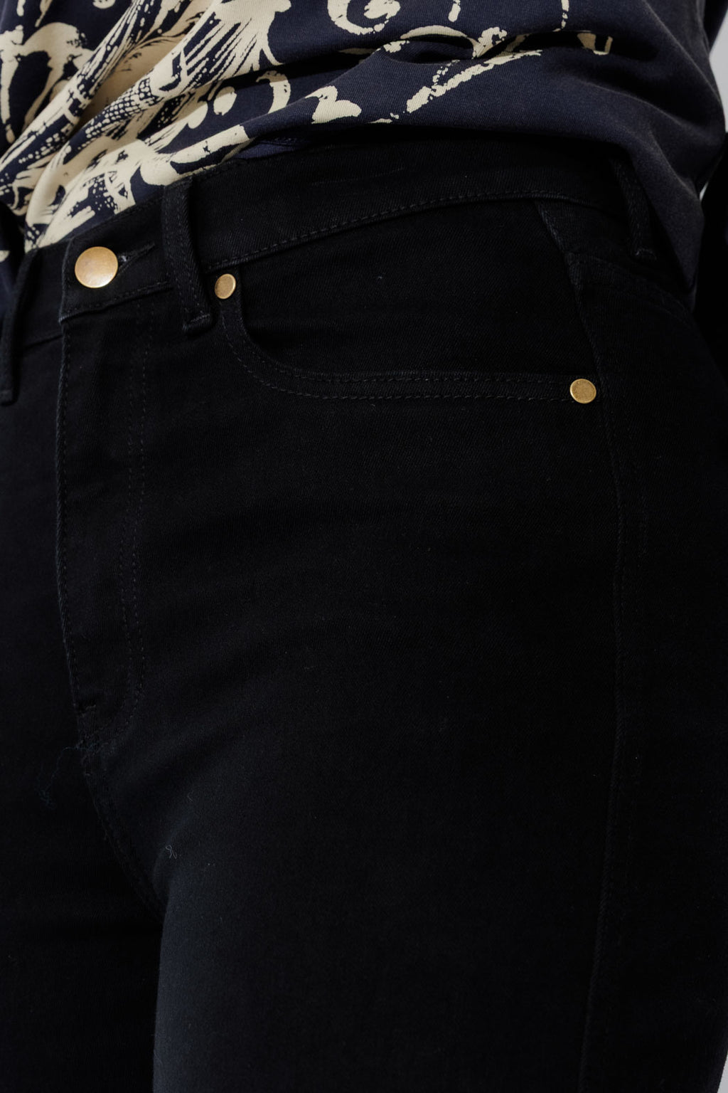 Black Denim Barrel Jean