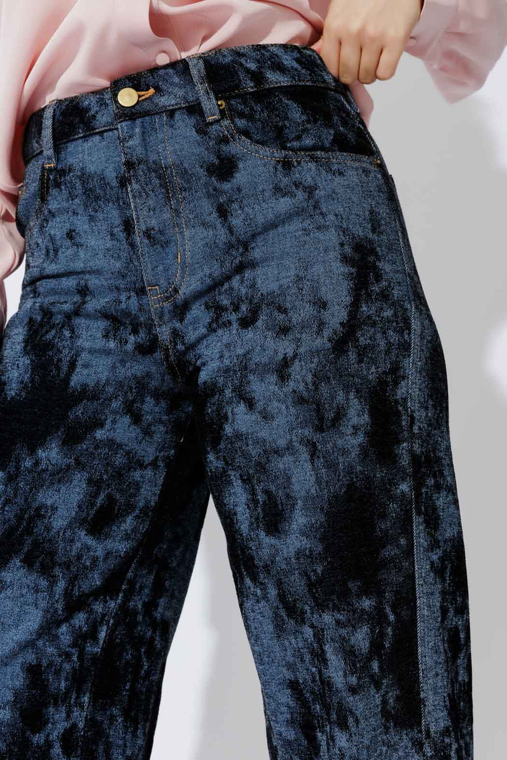 Navy Barrel Jean