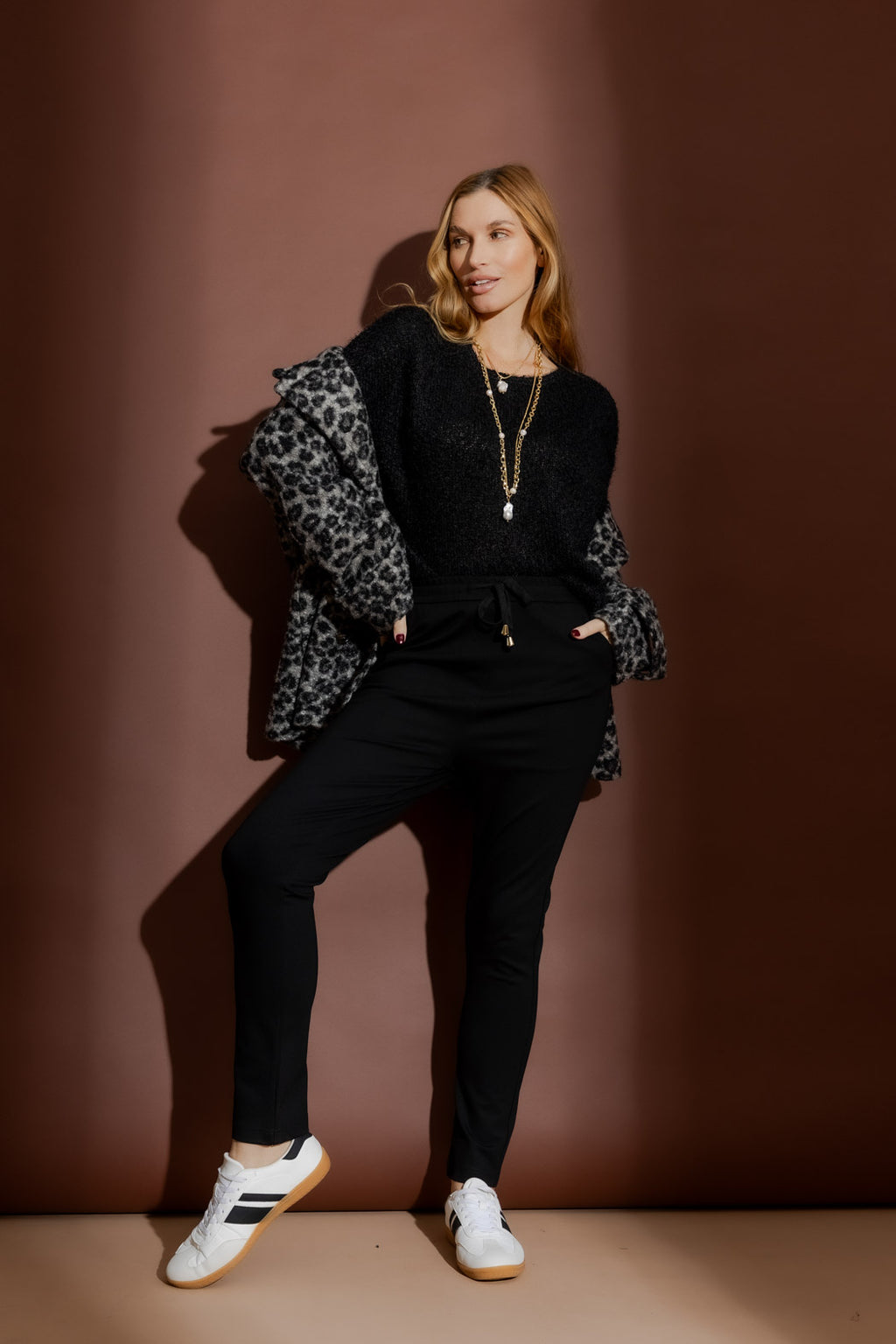 Black Ponte Jogger Pant