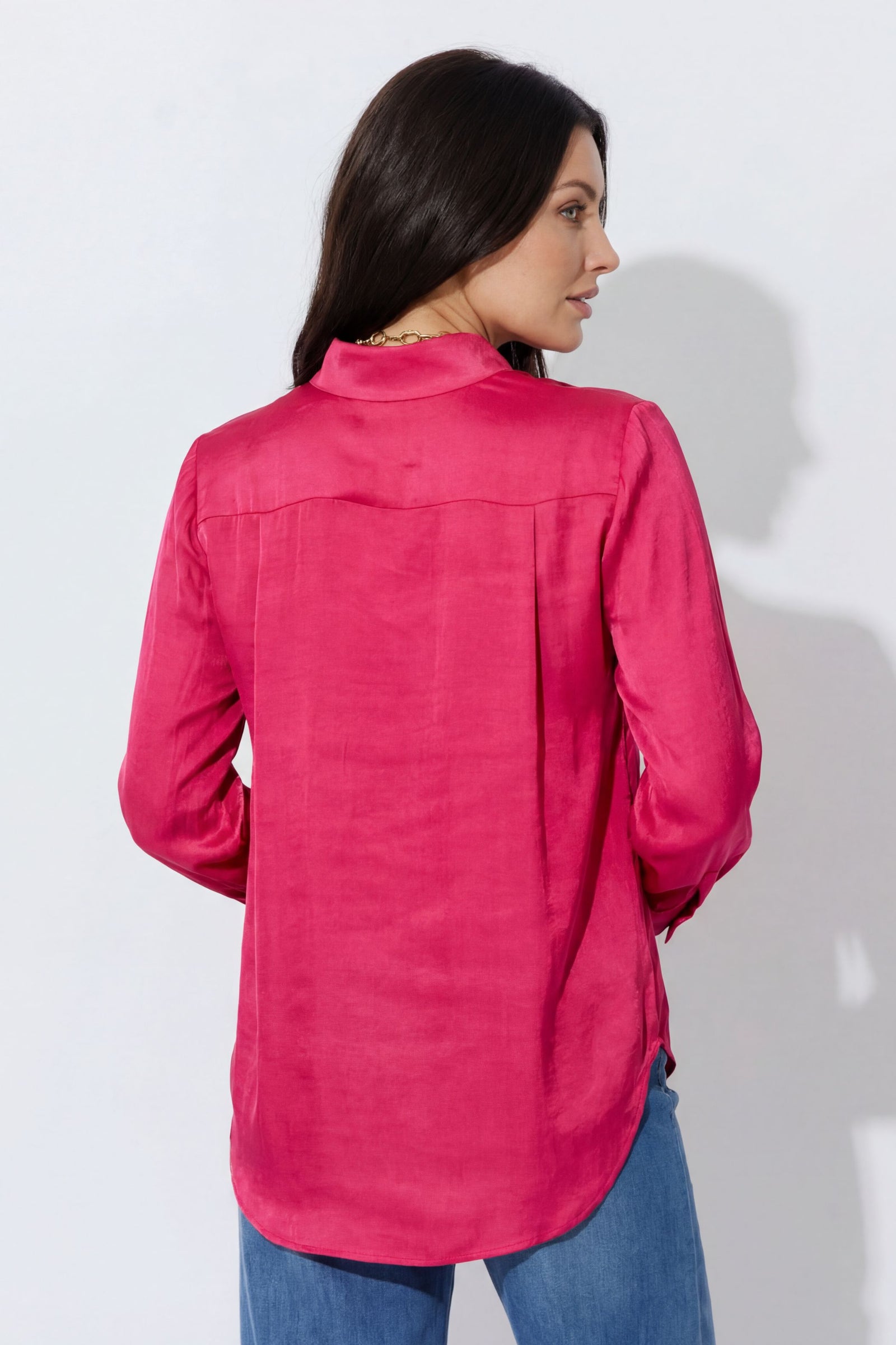 Lippy Glow Milan Blogger Shirt