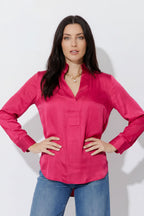 Lippy Glow Milan Blogger Shirt