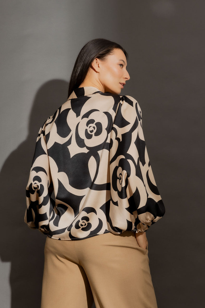 Latte/Black Balloon Sleeve Shirt