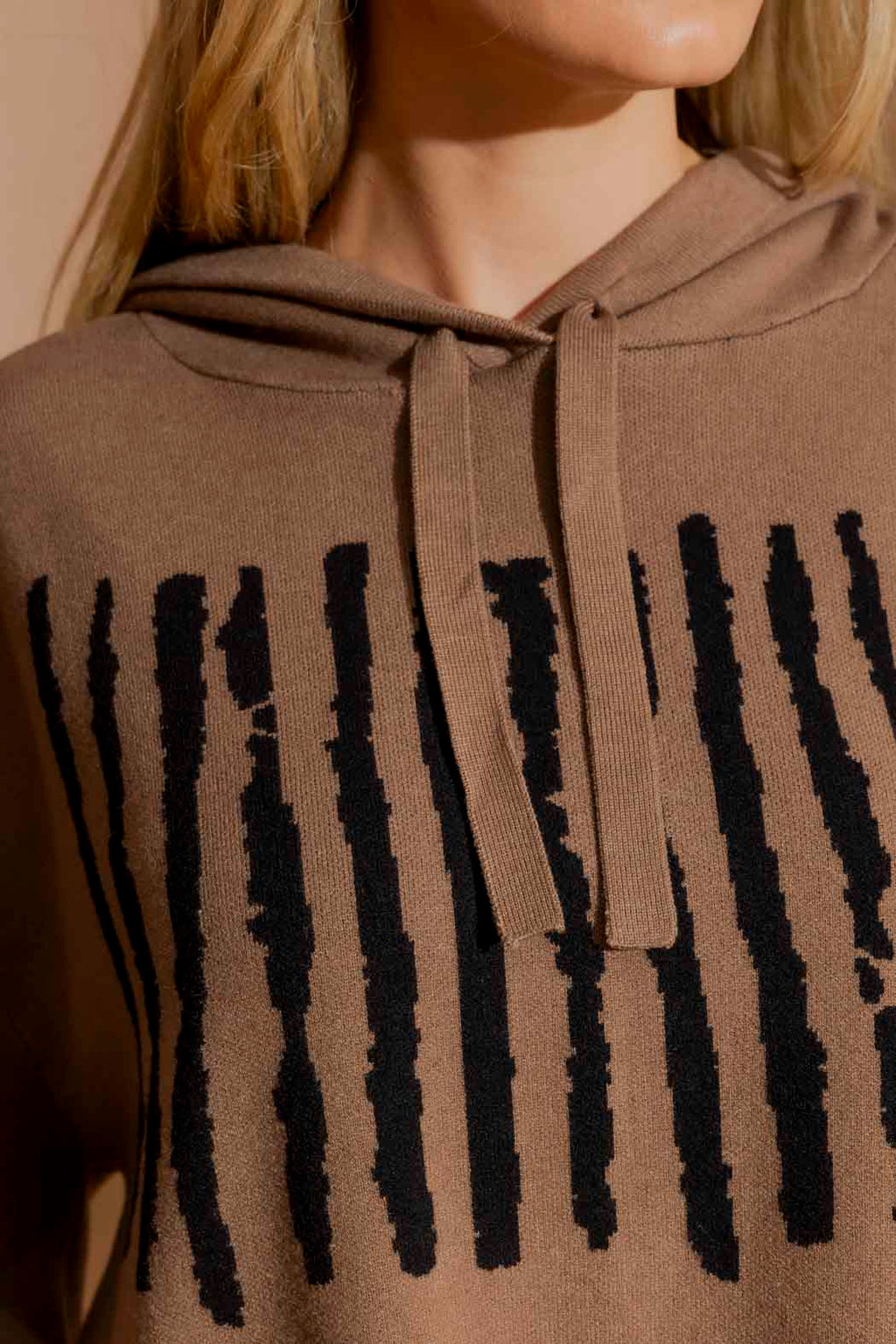 Caramel Lines Hoodie Caramel S