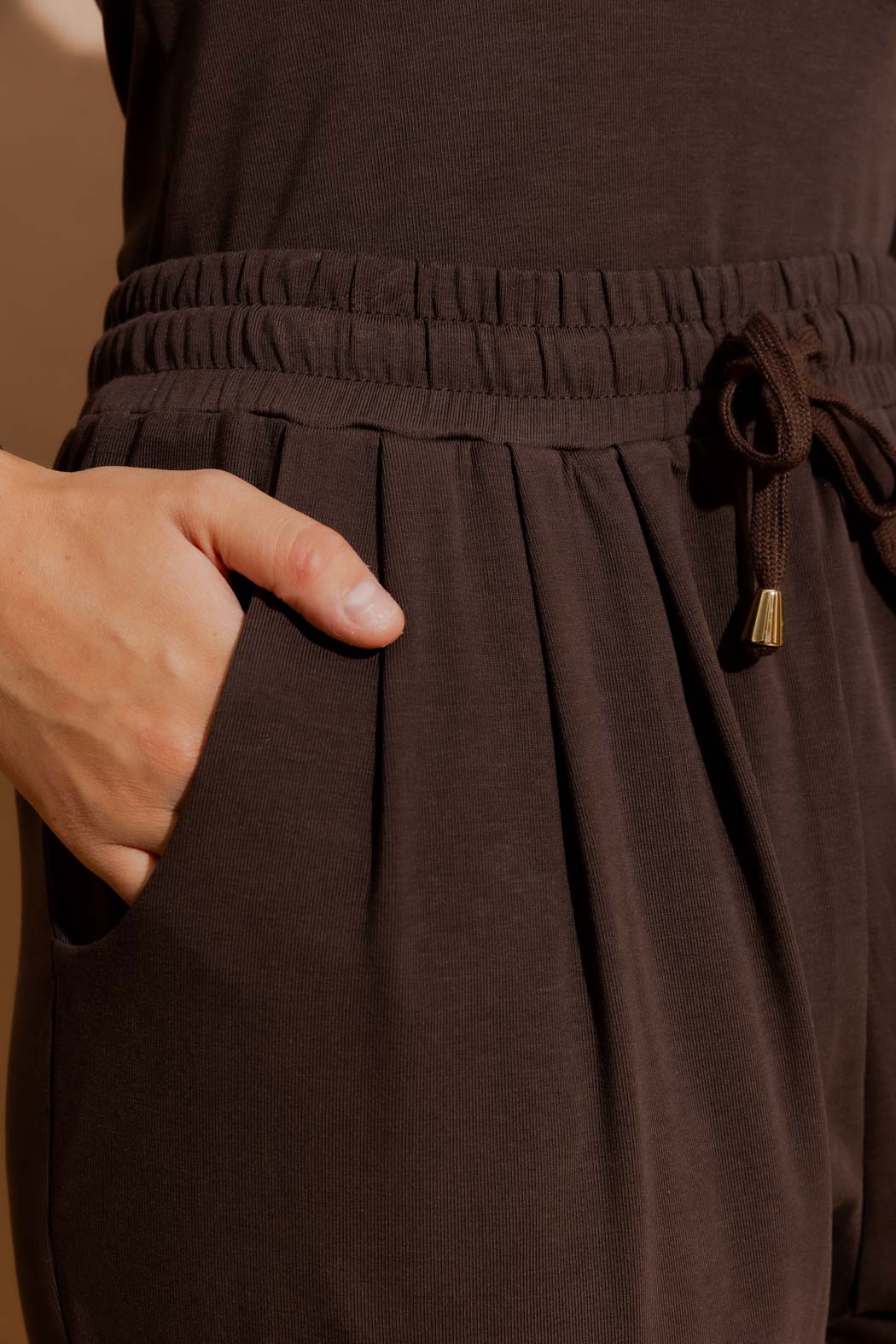 Nutmeg Tencel Slouch Pant