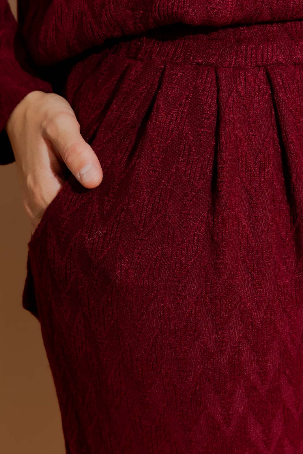 Burgundy Textured Slouch Pant