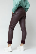 Plum Waxed Droppie