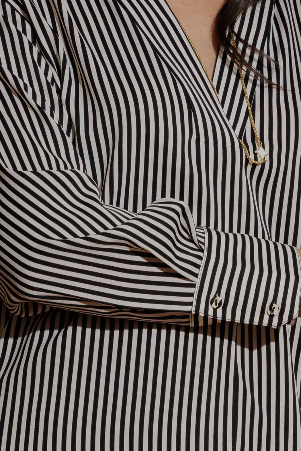Thin Stripe Silky Blogger Shirt Thin Stripe