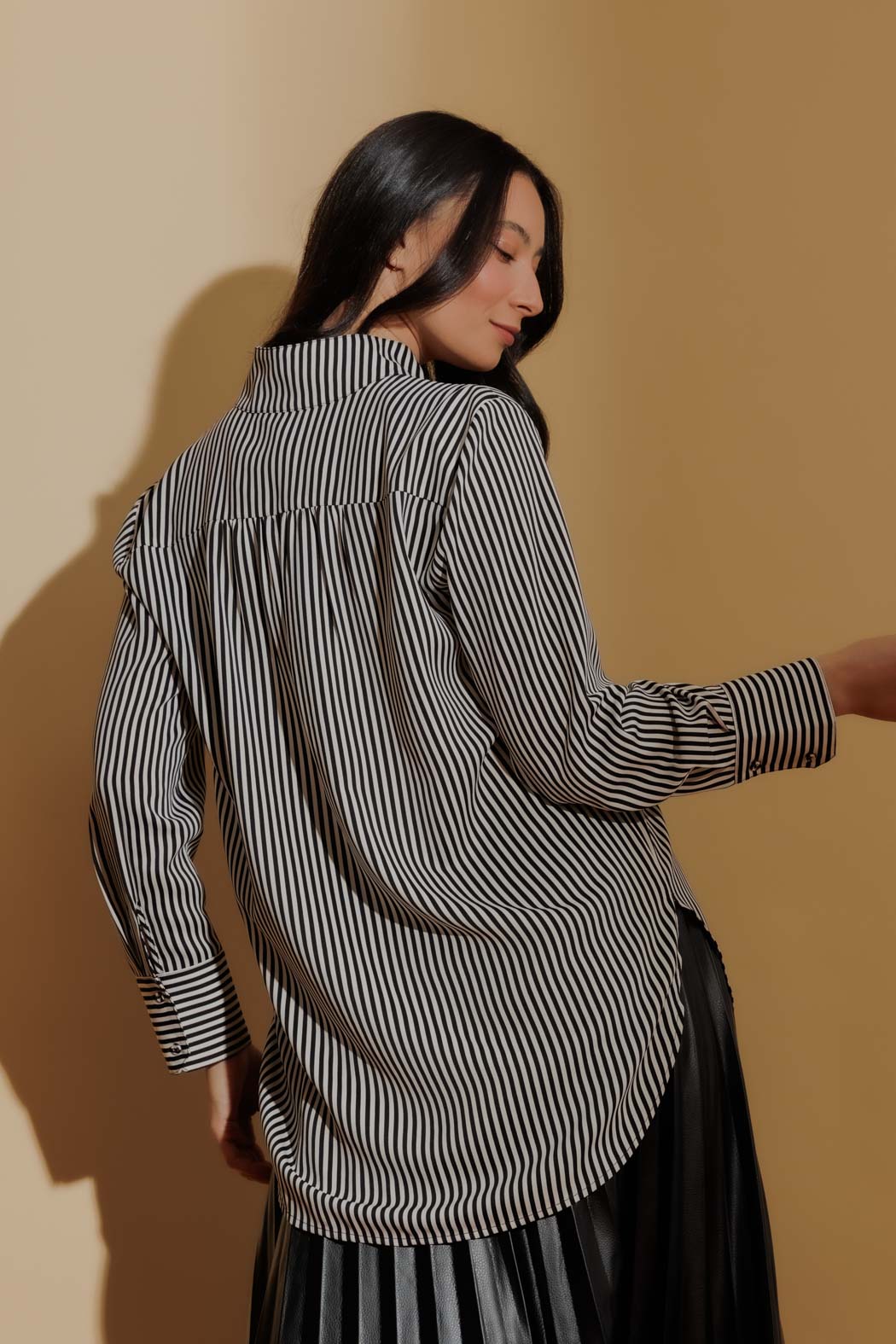 Thin Stripe Silky Blogger Shirt Thin Stripe