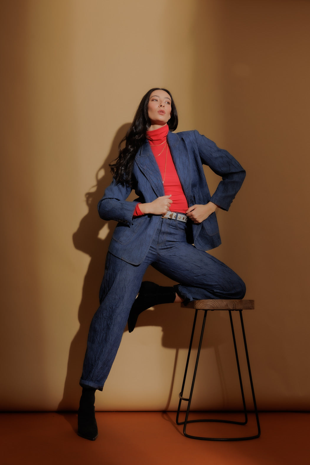 Blue Embossed Denim Barrel Jean