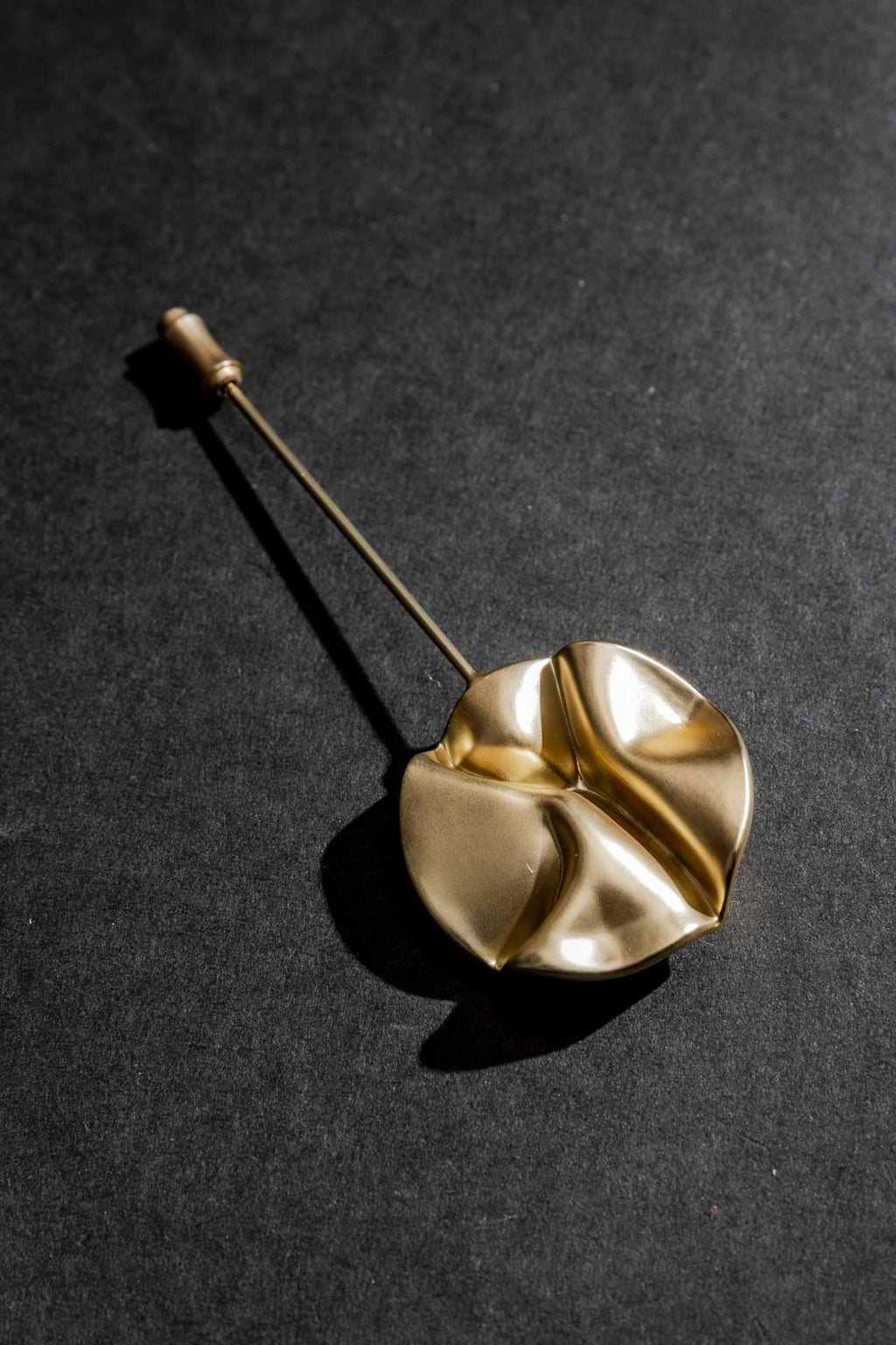 Gold Flower Pin Gold O/S
