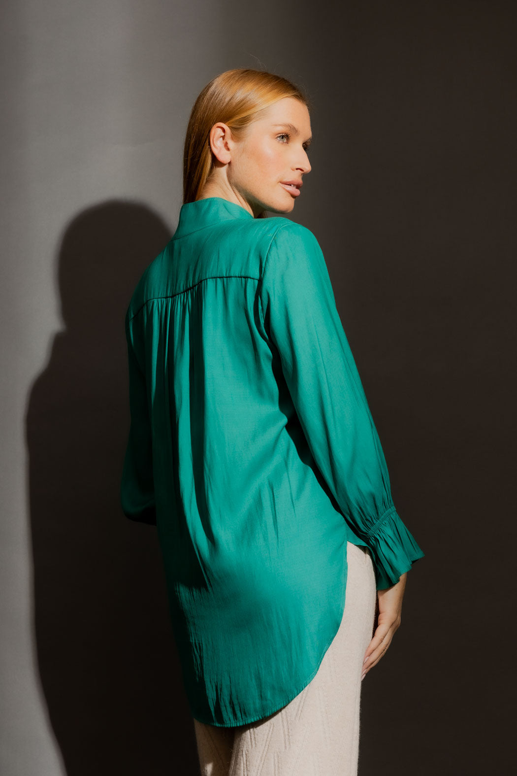 Jade Femme Blogger Shirt
