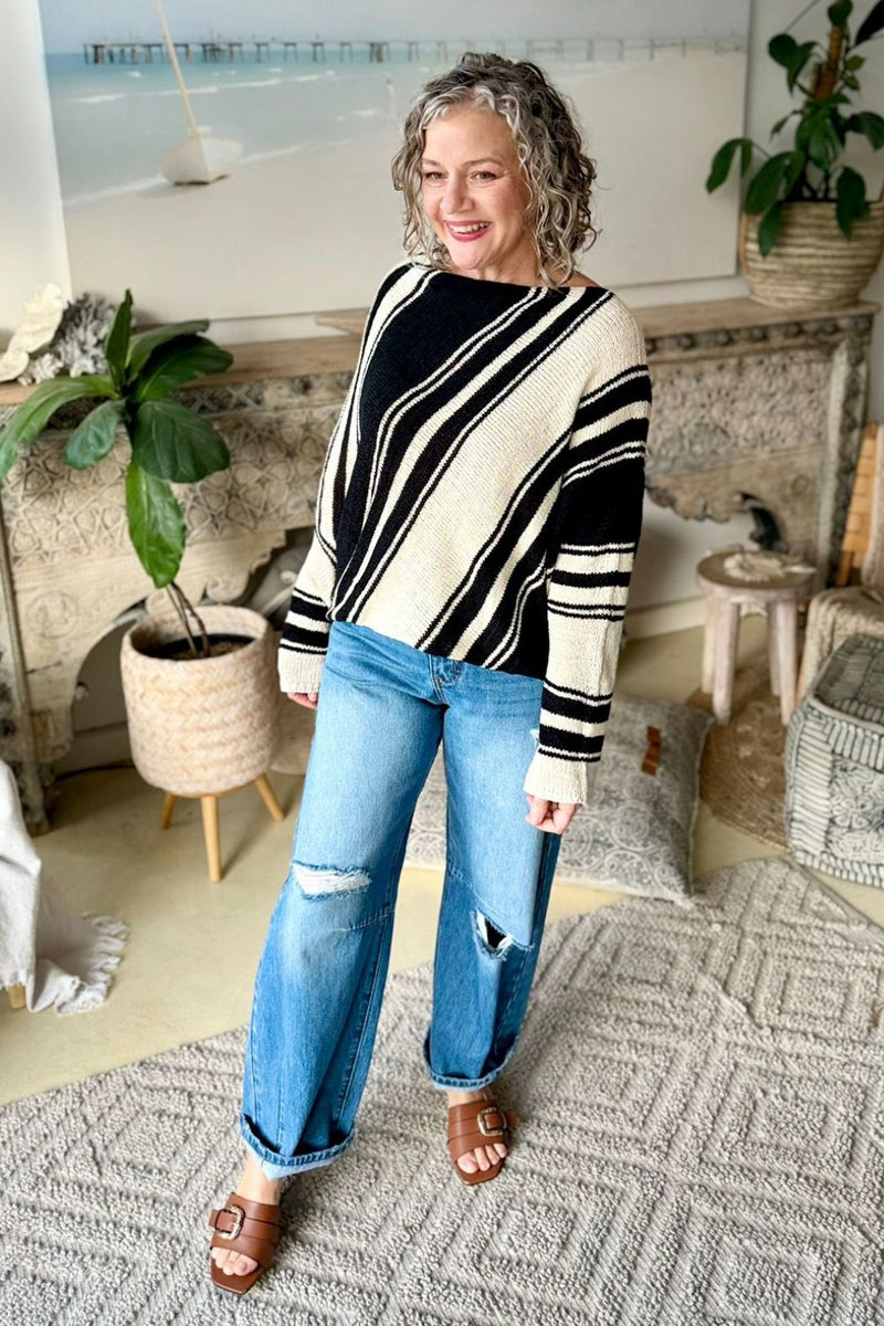 Mid Denim Distressed Cocoon Jean