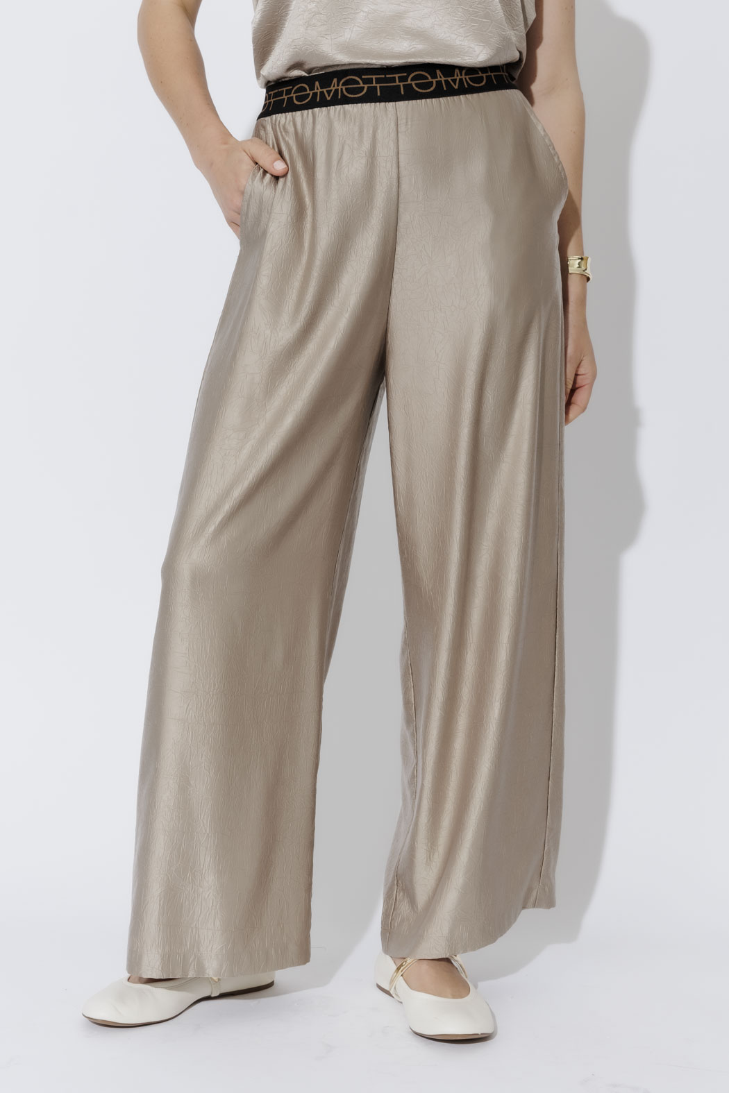 Oyster Pull On Pant